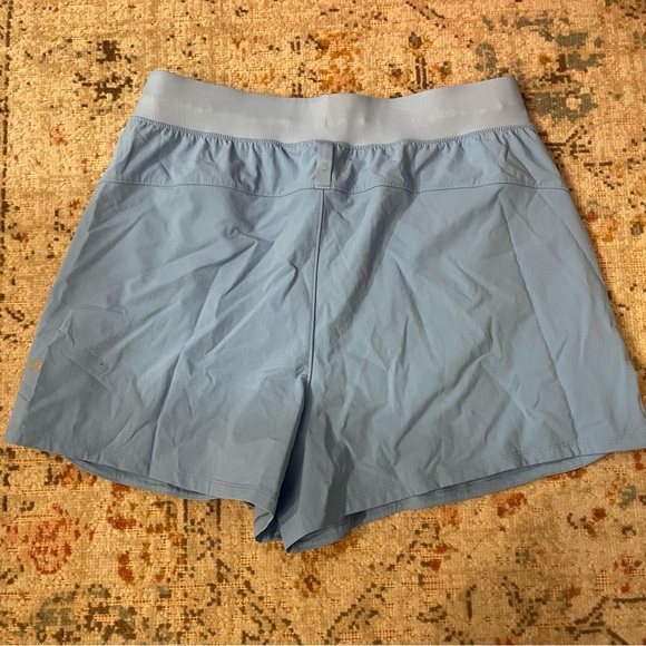 Lululemon License to Train High-Rise Short 4" in Aero Blue - Picture 3 of 7